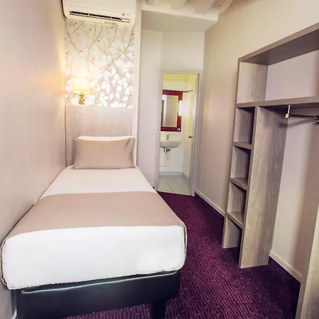 Hotel Timhotel Le Louvre Parigi