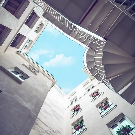 Hotel Timhotel Le Louvre Paris