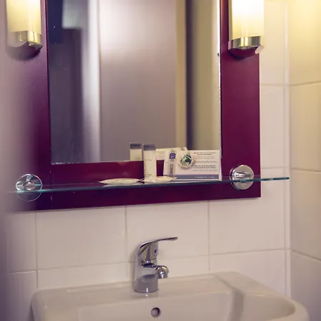 Timhotel Le Louvre 3*