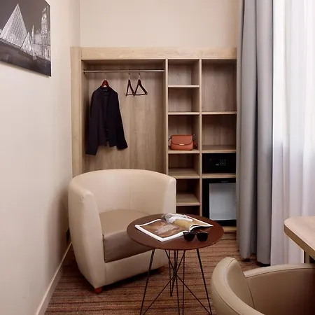 Timhotel Le Louvre 3*