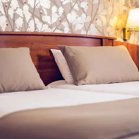 Timhotel Le Louvre