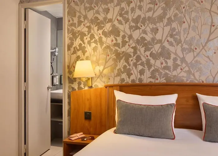 Timhotel Le Louvre Paris