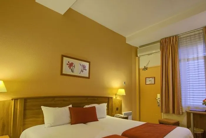 Timhotel Le Louvre פריז