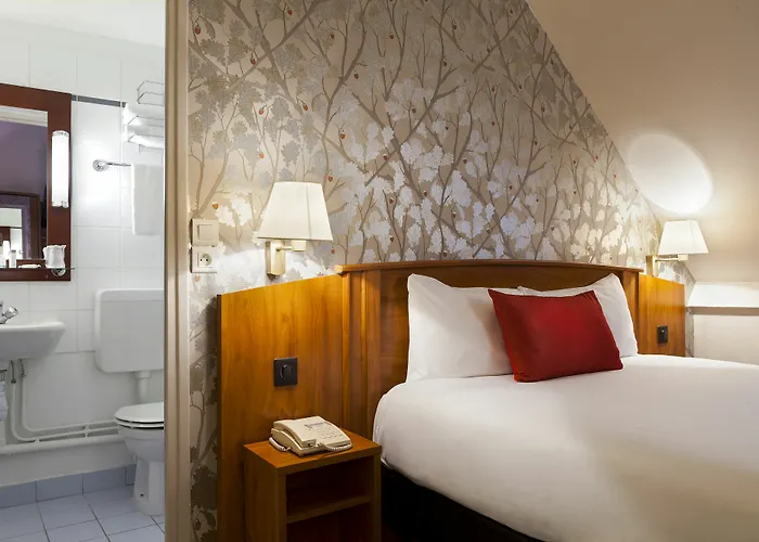 Timhotel Le Louvre Paris