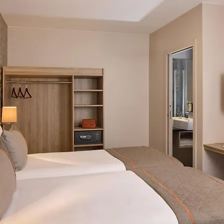 Timhotel Le Louvre 3*