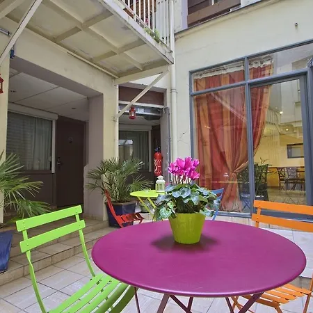 Timhotel Le Louvre
