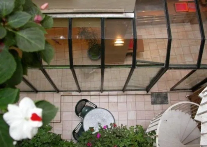 Hotel Timhotel Le Louvre Paris