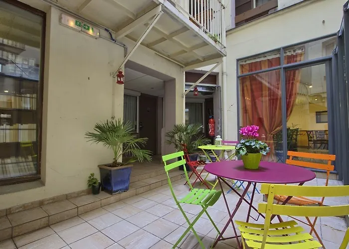 Hotel Timhotel Le Louvre Paris