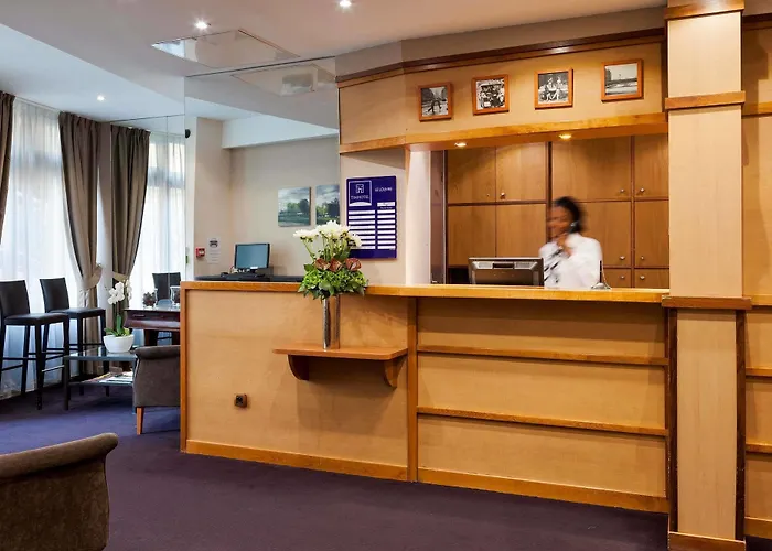 Hotel Timhotel Le Louvre