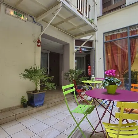 Hotel Timhotel Le Louvre Parigi