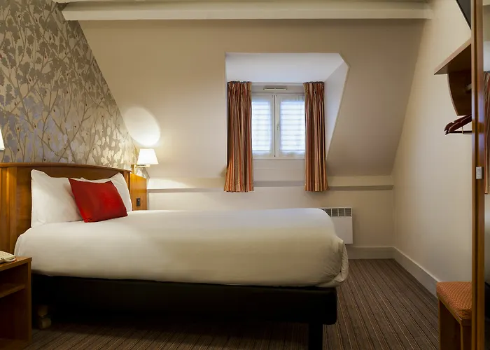 Hotel Timhotel Le Louvre 3*